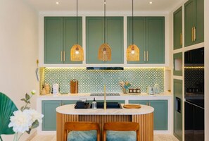 Fridge, microwave, oven, stovetop