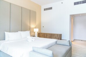 スーペリア アパートメント バルコニー | セーフティボックス (室内)、遮光カーテン、アイロン / アイロン台、WiFi (無料)