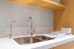 Apartemen Superior, balkon | Dapur pribadi | Kursi makan untuk bayi