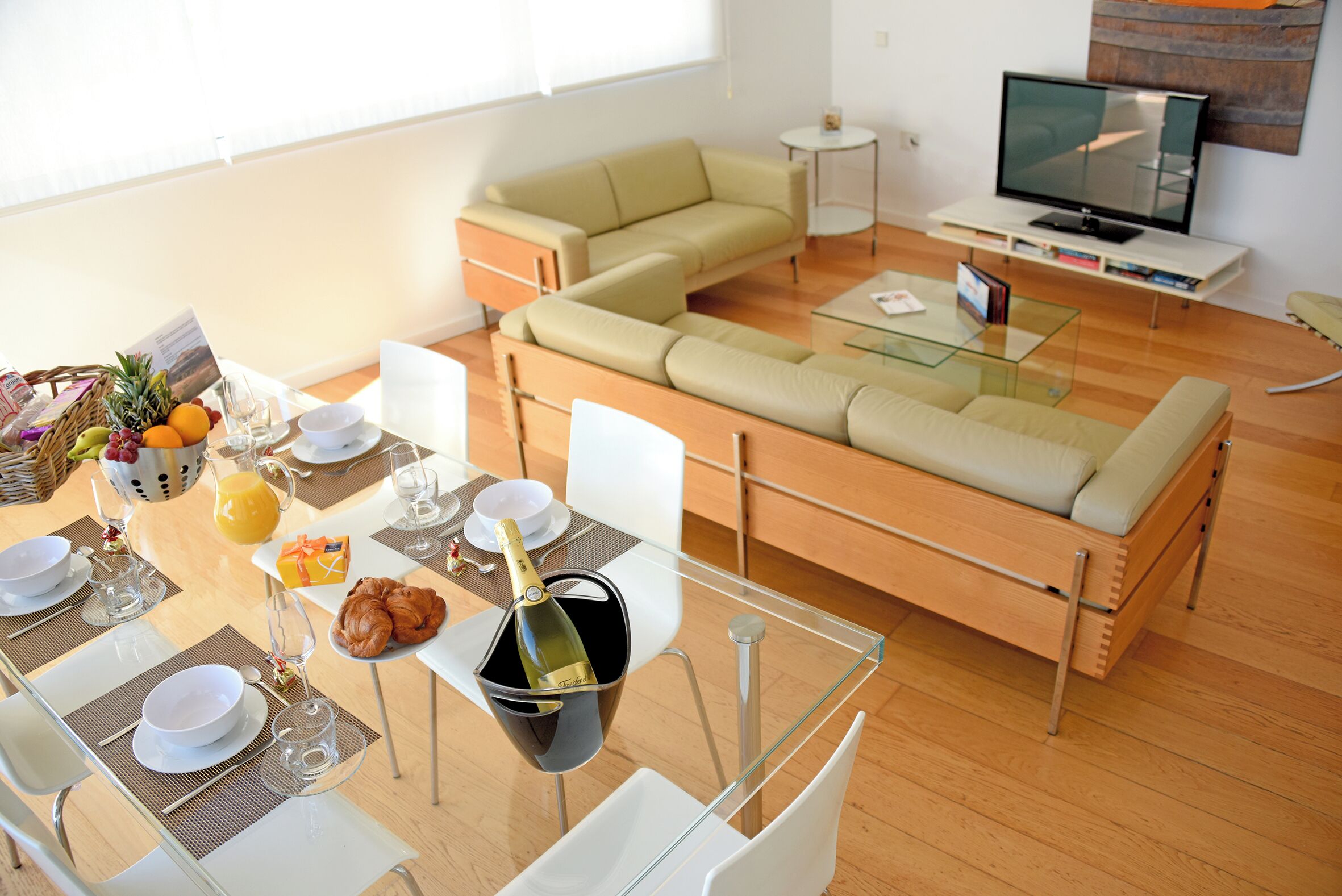 40-inch Smart TV with digital channels