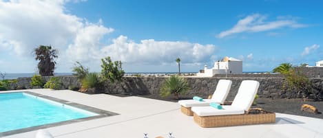 Villa Royal Elite | Terraza o patio