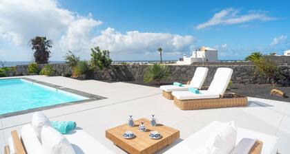 Ereza Hoopoe Villas