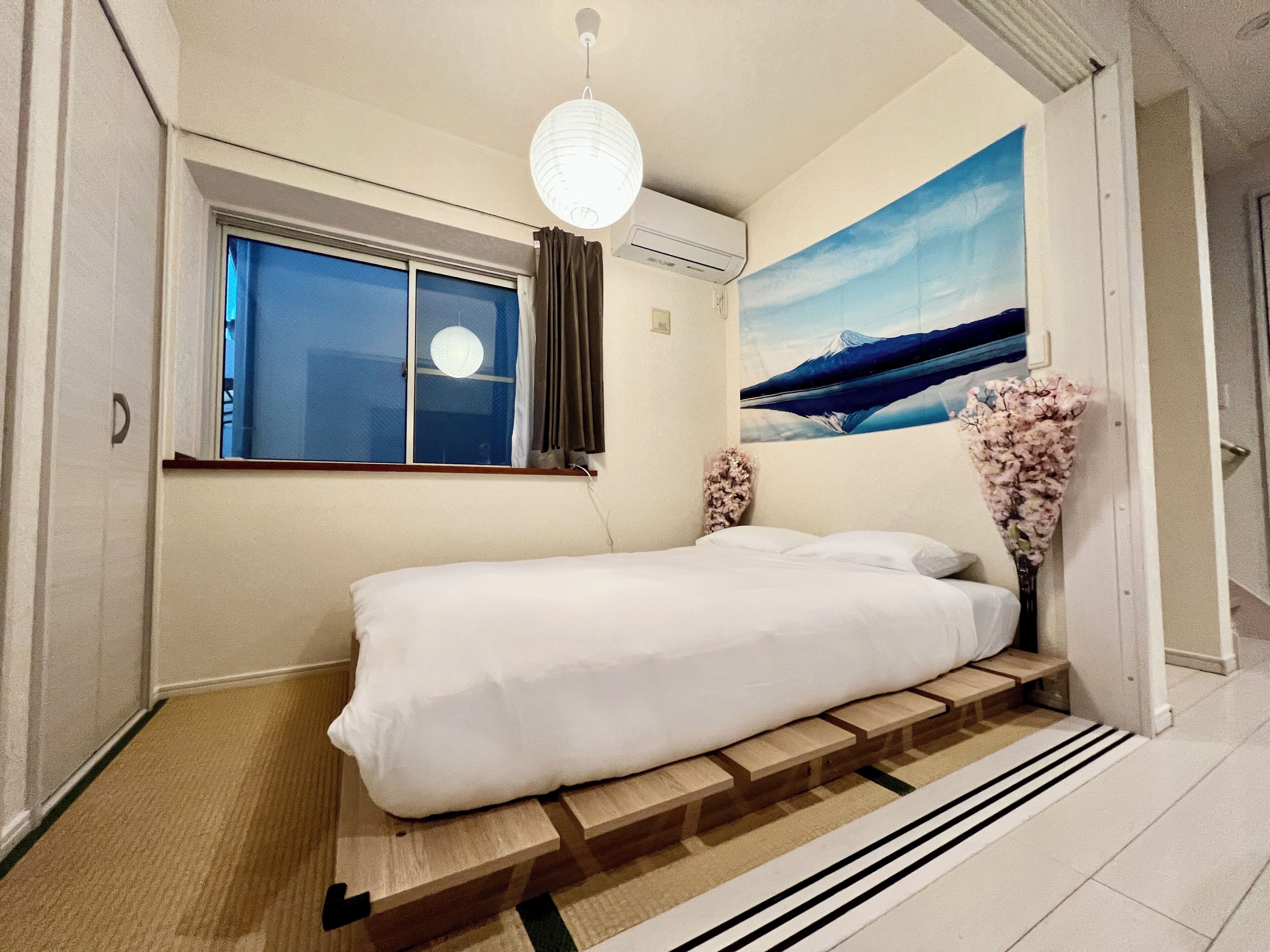 Luxury Villa, Balcony, City View | Premium bedding, down duvets, memory-foam beds, blackout curtains