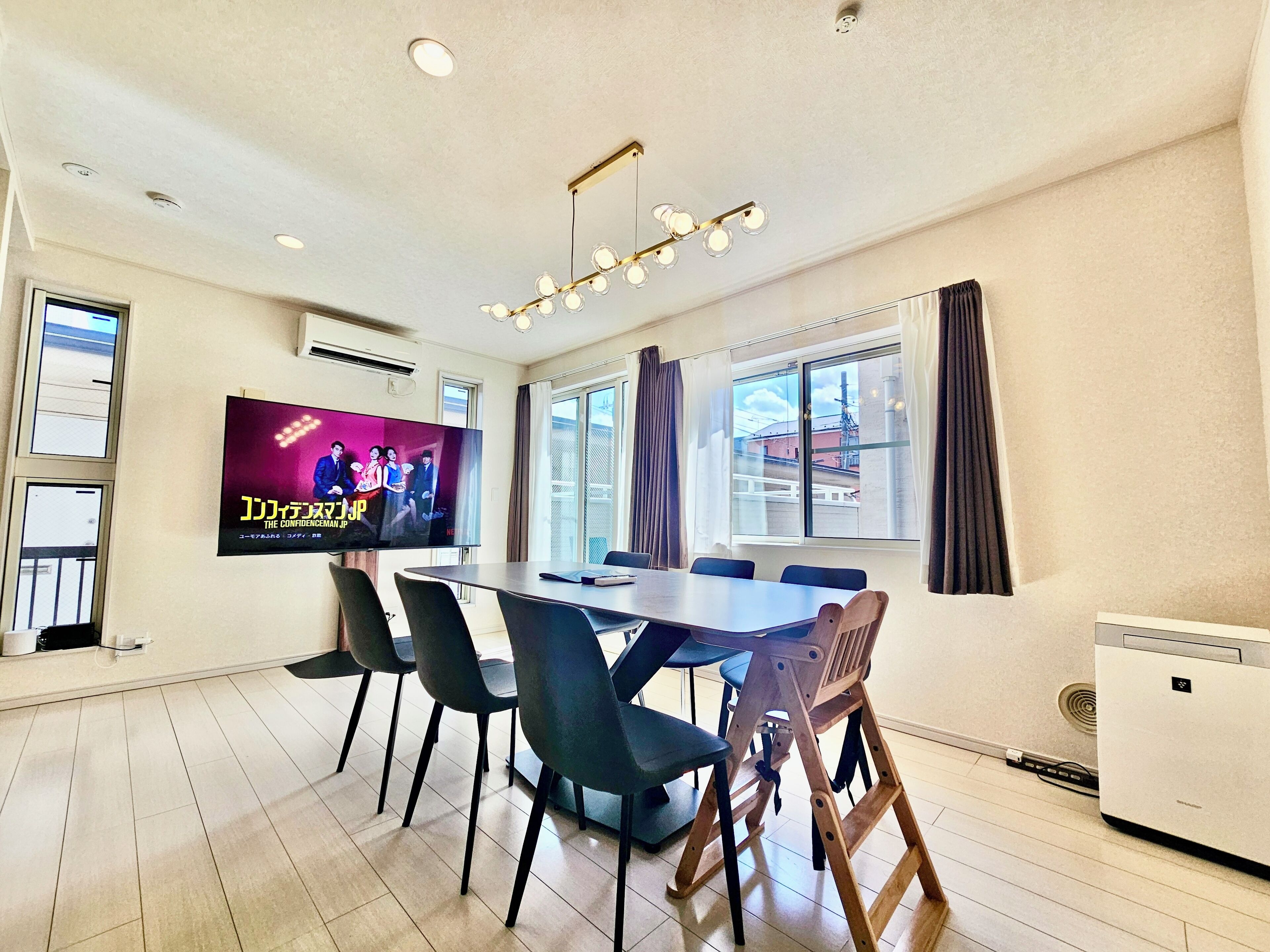 Luxury Villa, Balcony, City View | Living area | 75-inch LED TV with cable channels