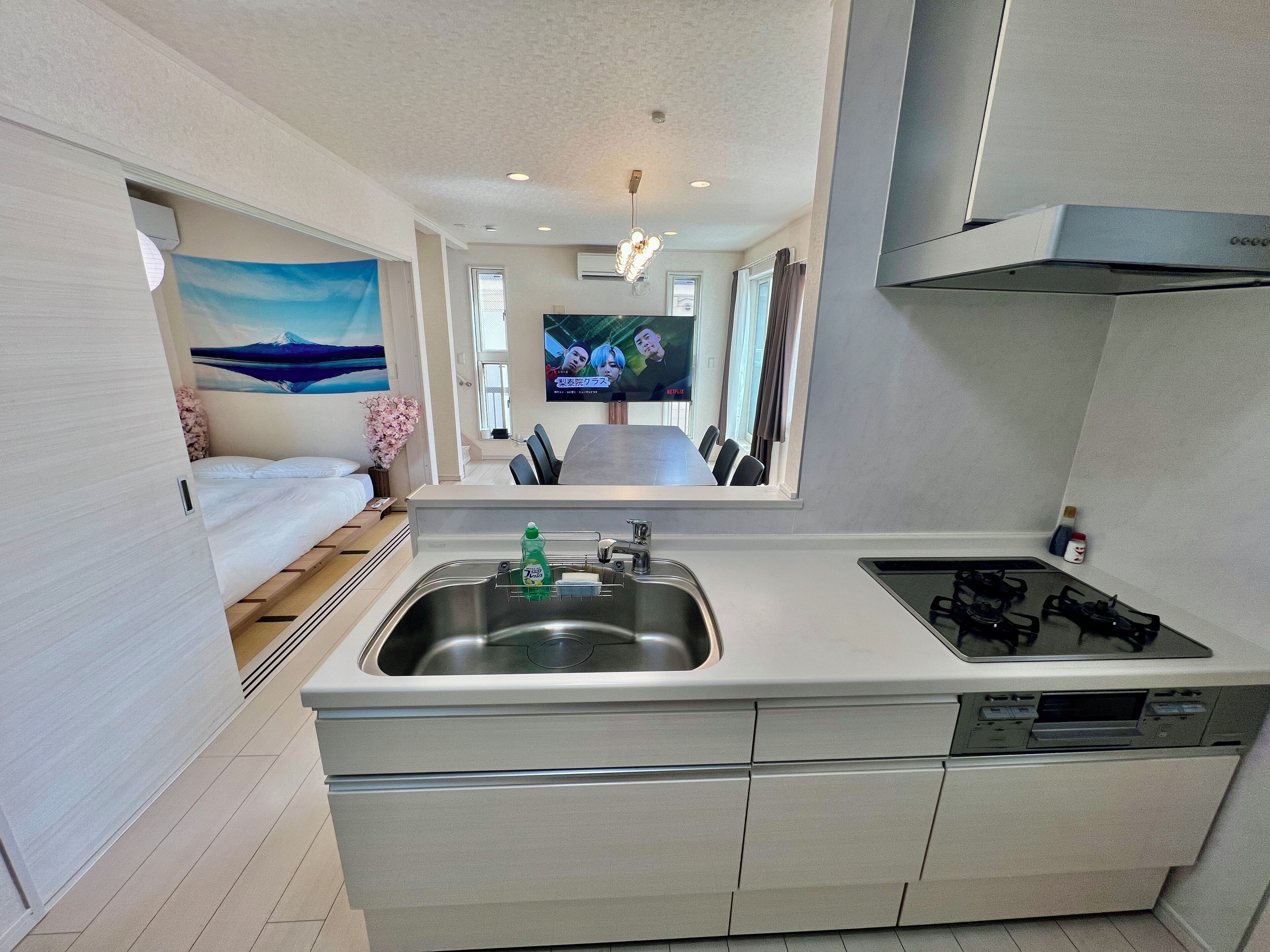 Luxury Villa, Balcony, City View | Private kitchen