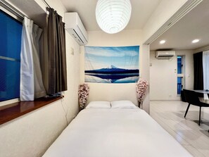 Luxury Villa, Balcony, City View | Premium bedding, down comforters, memory foam beds, blackout drapes