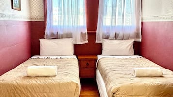 Standard Twin Room | Free WiFi, bed sheets