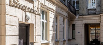 RentPlanet - Apartamenty Rewolucji 1905