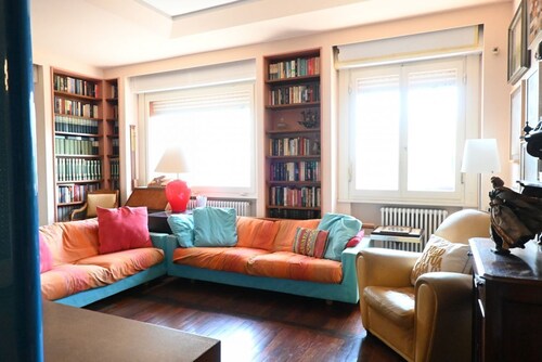 A43 - Ancona, spacious three-room apartment with garden