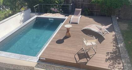 Tite maison basque pets welcome