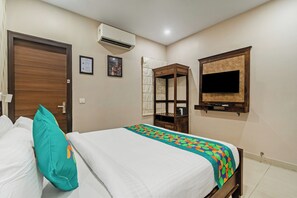Standard Double Room | Iron/ironing board - Treebo Viennahttps://apps.expediapartnercentral.com/ (Jaipur)