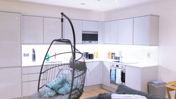 Microwave, oven, stovetop, dishwasher