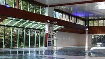 Nhà, hút thuốc | 3 phòng ngủ, truy cập Internet tốc độ cao