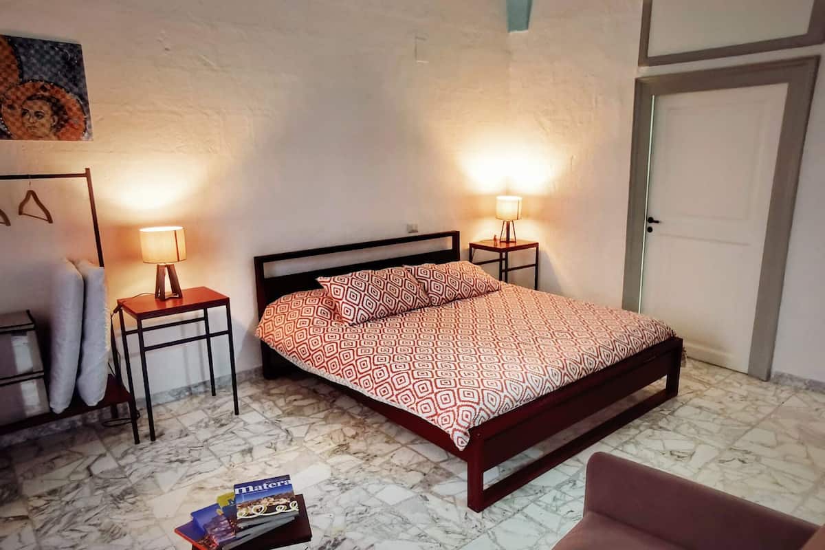 Classic Quadruple Room, City View | Desk, laptop workspace, free WiFi