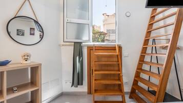 2 Schlafzimmer, BĂŒgeleisen/BĂŒgelbrett, WLAN, BettwĂ€sche