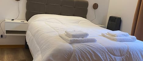 1 bedroom, iron/ironing board, Internet, bed sheets