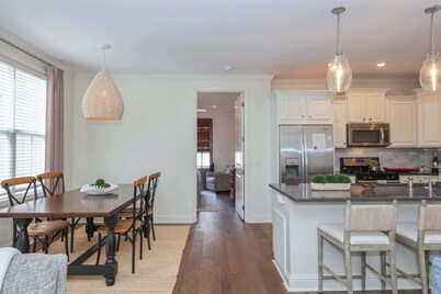 Tanglewood Touchback by Apex Short Term Stays