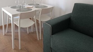 Uklassifisert bilde, 5 av 9, knapp