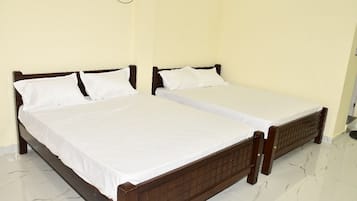Family Double or Twin Room, Mountain View | Free WiFi