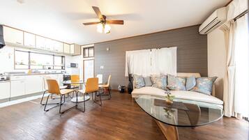 Villa, Non Smoking | Living area
