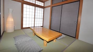 Villa, Non Smoking