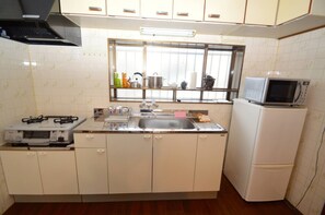 Villa, Non Smoking | Private kitchen