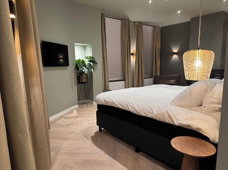 Cortinas blackout, sistema de insonorización y wifi gratis
