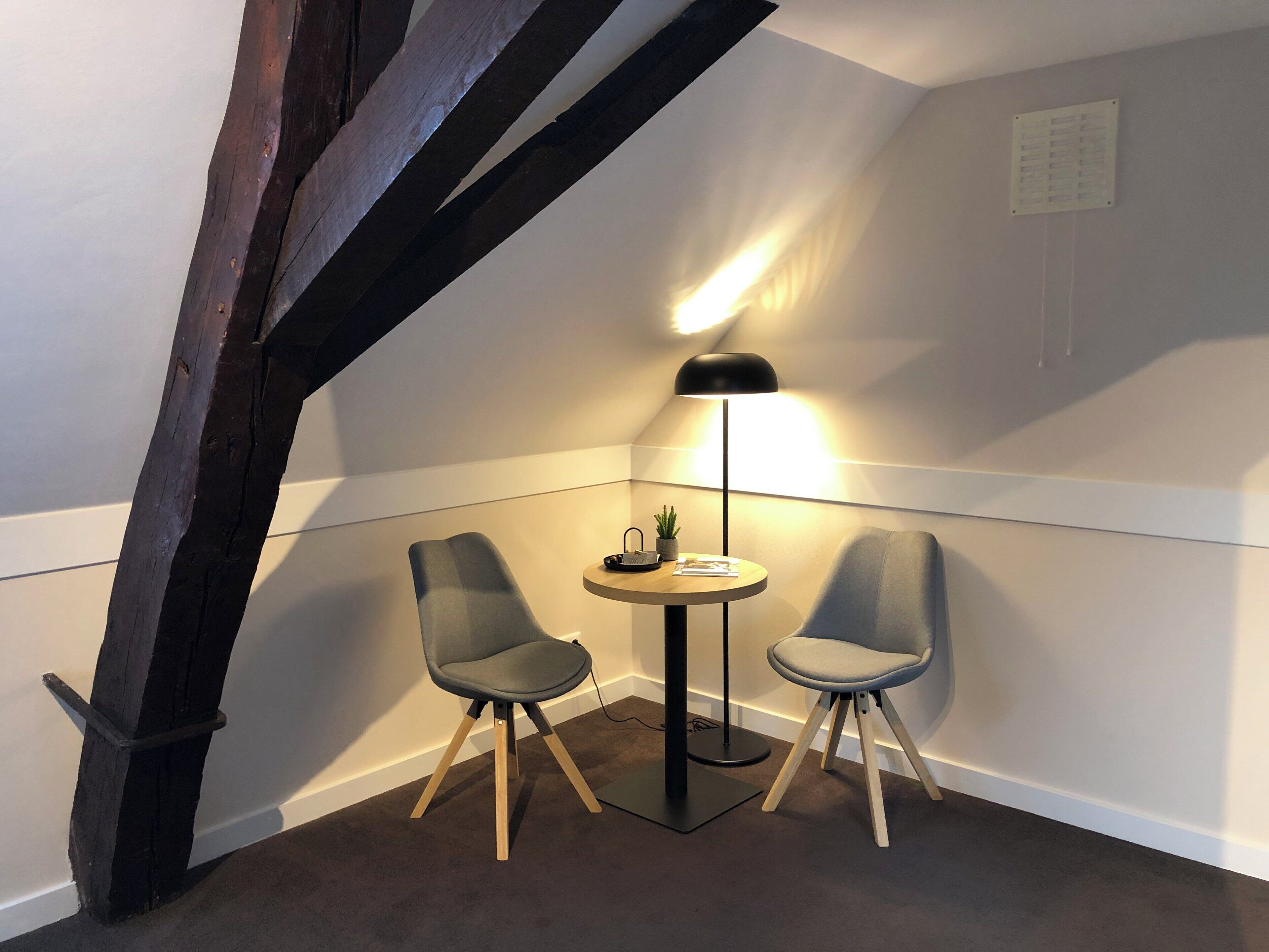 Gelre | 遮光カーテン、防音設備、WiFi (無料)