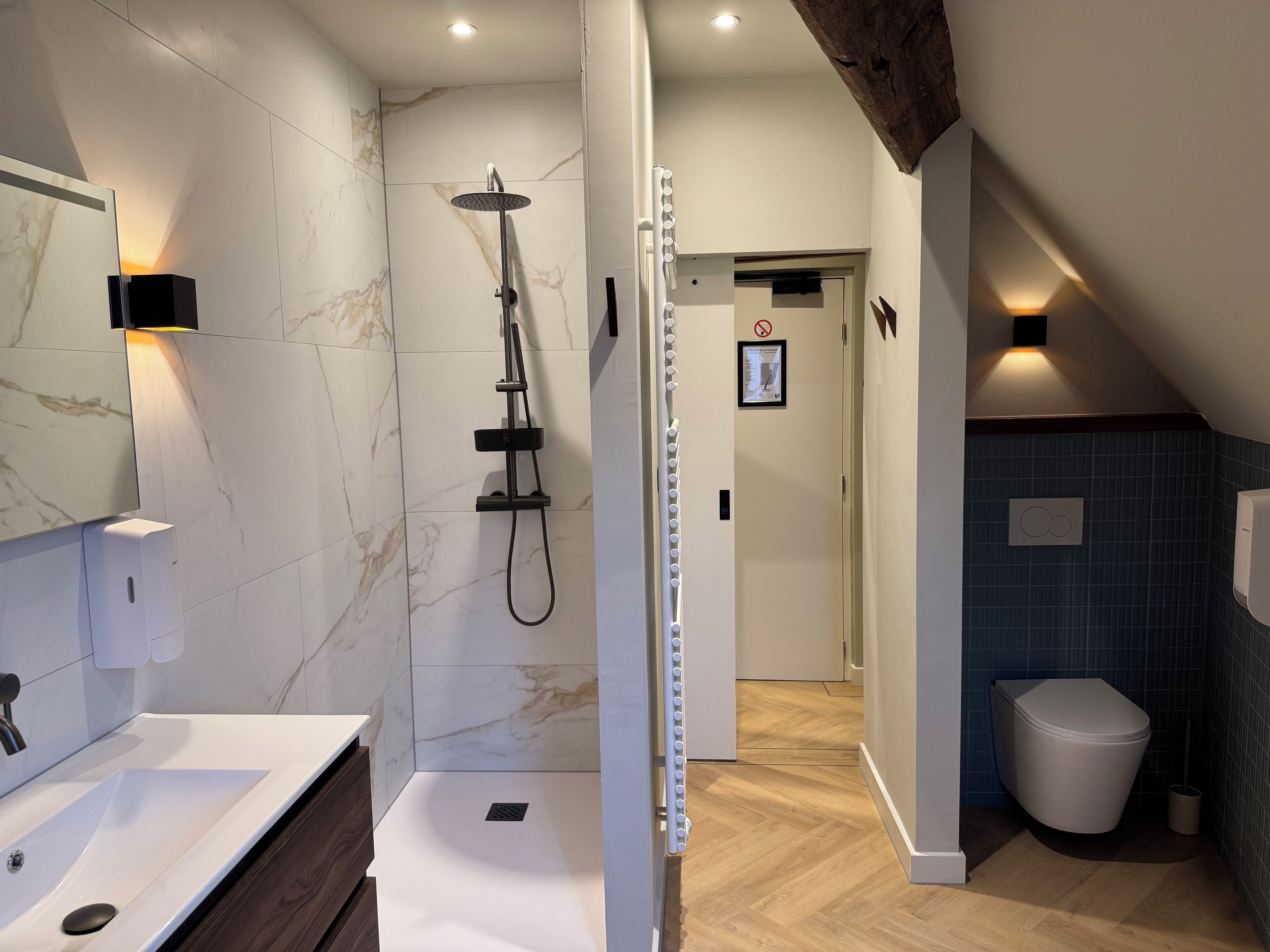 Beerenbrouck | Badkamer