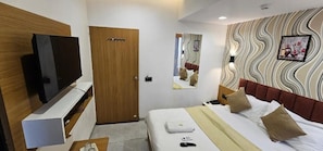 Room - Hotel Lee Grand (Ahmedabad)