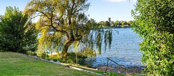 On the Lake in Nagambie