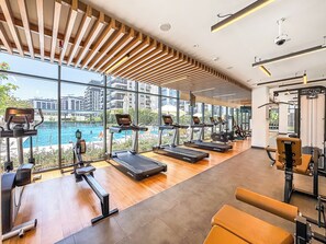 Fitness facility - Radiant 1BR w/ Pool & Gym, 10 MIN Dubai Hills Mall (Dubai)