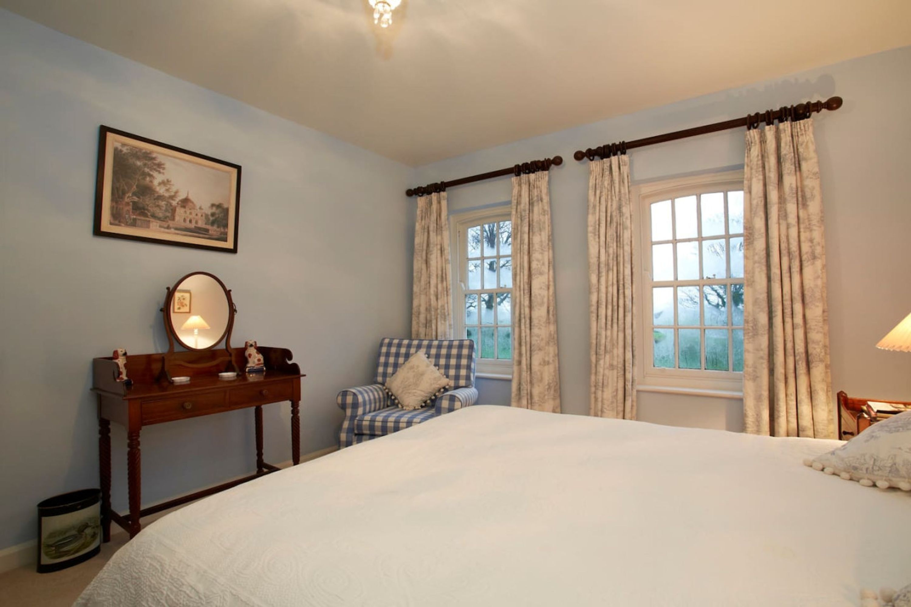 ハウス | 8 室のベッドルーム、デスク