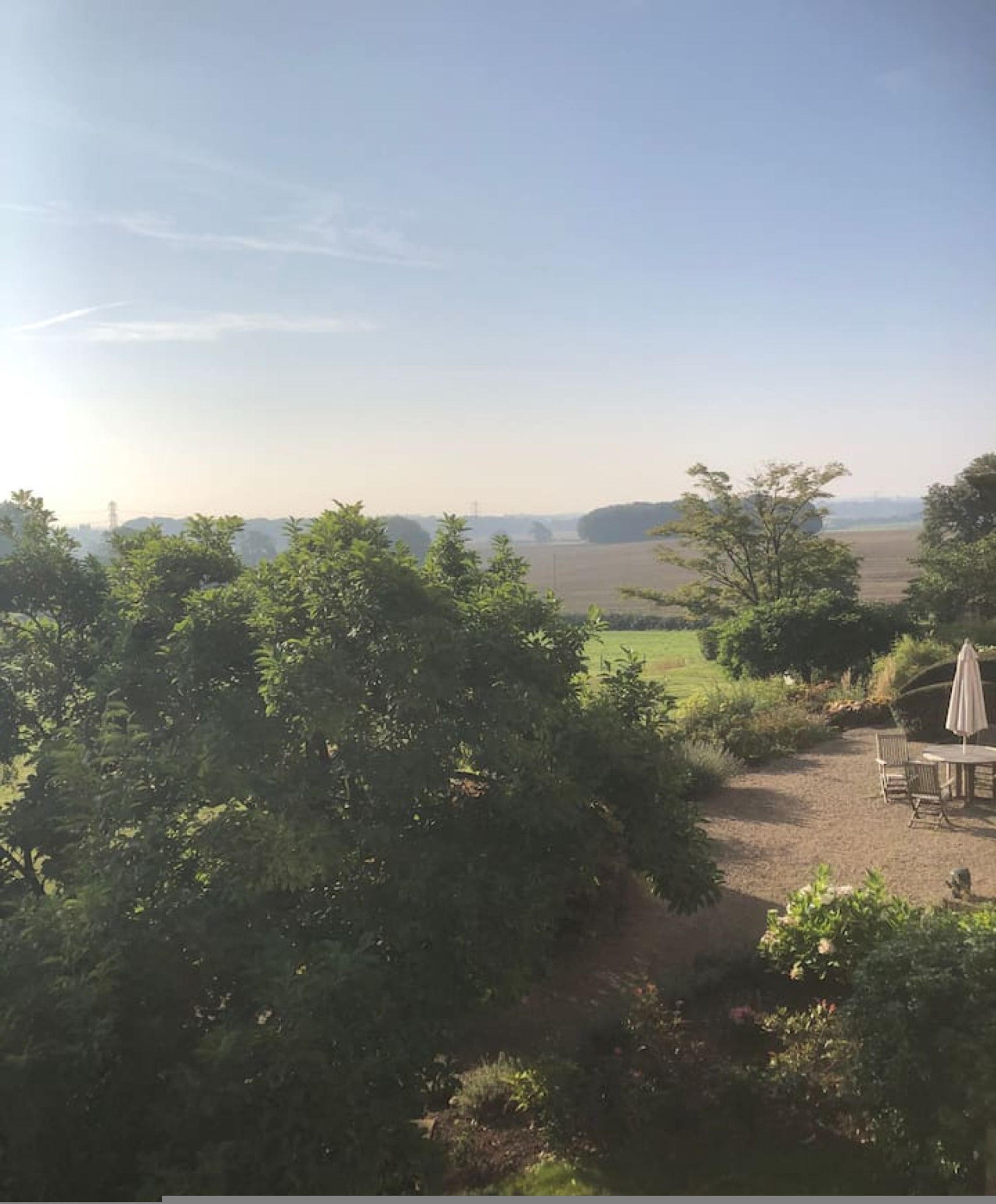 House | 8 bedrooms, desk