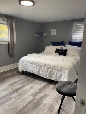 3 Schlafzimmer, Schreibtisch, Bügeleisen/Bügelbrett, kostenloses WLAN