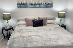 4 室のベッドルーム、デスク、アイロン / アイロン台、WiFi (無料)