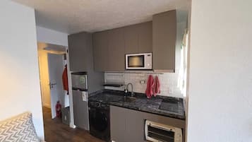 Microonde, forno, piano cottura