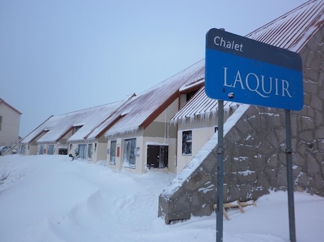 Exterior. Beautiful 2 bedroom apartment, newly renovated