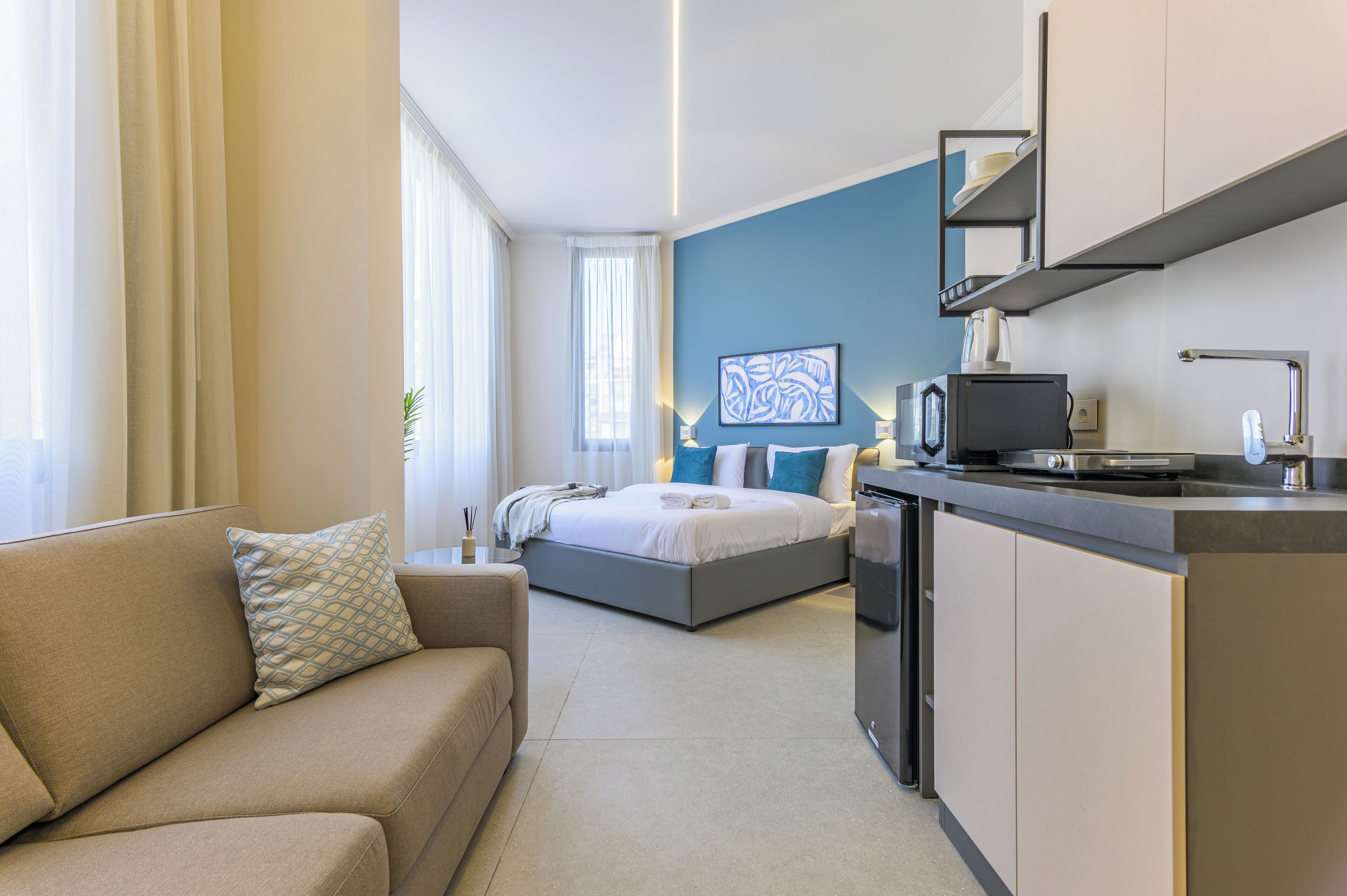 C4 | 私人简易厨房 | 迷你冰箱、微波炉、炉灶、茶具/咖啡用具