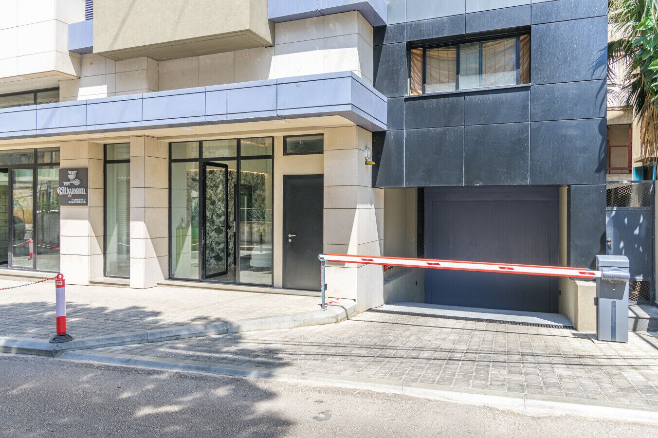 Entrada de la propiedad