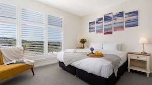 4 bedrooms, free WiFi, bed sheets