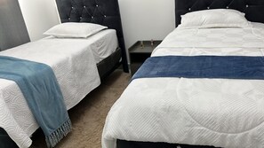 2 bedrooms, iron/ironing board, WiFi, bed sheets