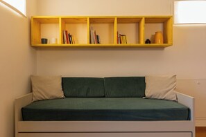 Apartment, 1 Bedroom | Living area