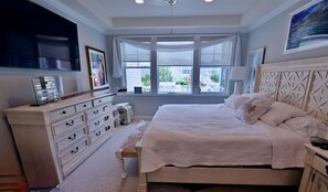 7 bedrooms, desk, free WiFi