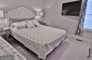 7 bedrooms, desk, free WiFi