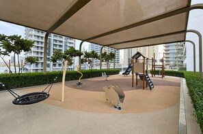 Außen-Kinderspielplatz