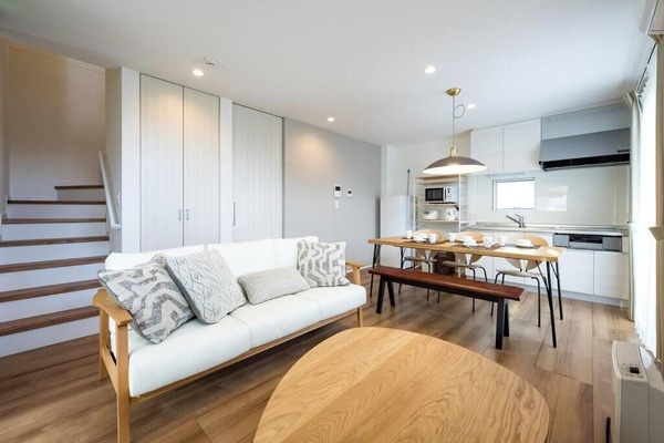 Casa, 4 quartos, para não fumantes (Aile House 1, 4LDK) | Área de estar | TV de tela plana
