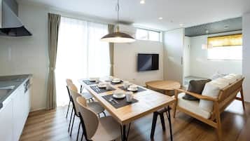 Aile House 1 - 4LDK, Non Smoking | Living area | Flat-screen TV