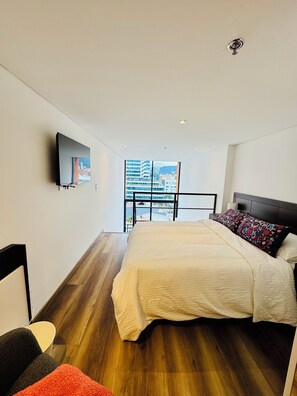 1 habitación, tabla de planchar con plancha, wifi y ropa de cama 