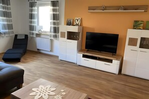 Fernseher, DVD-Player